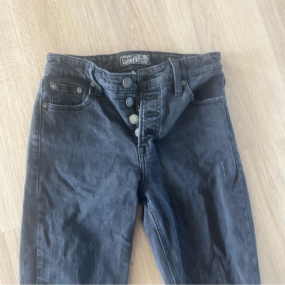 ** Lucky brand button fly Bridgette Skinny Black jeans Distressed Size 0/25 - Picture 6 of 12
